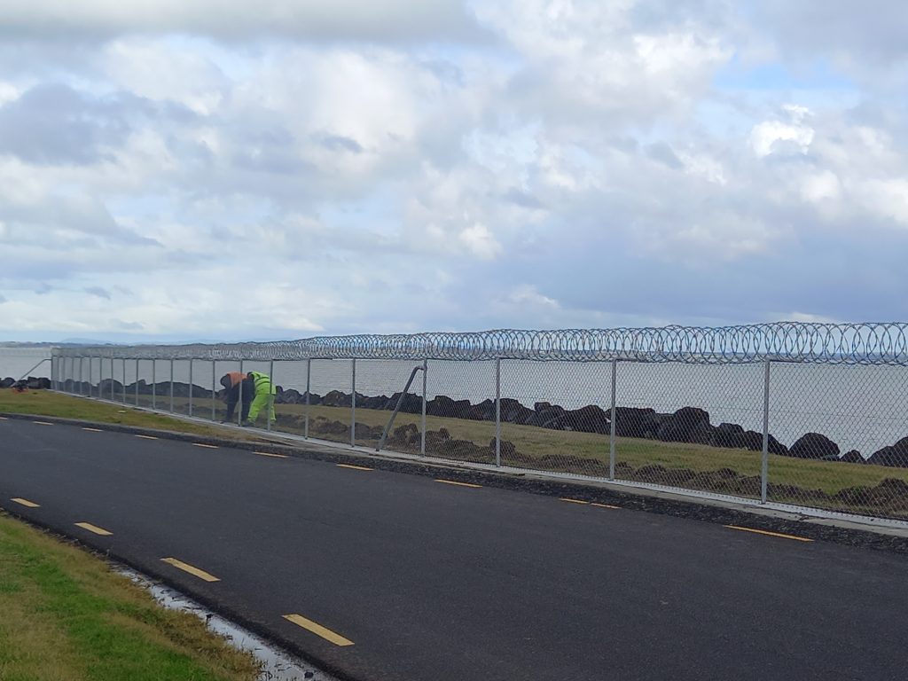 Auckland Airport security fencing